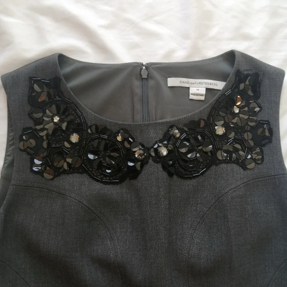 Diane Von Furstenberg Mackenzie Sheath Dress Embellished Jewel Neckline Gray 10 - Picture 7 of 11